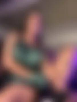 Your_Paris' Live Sex Cam Show