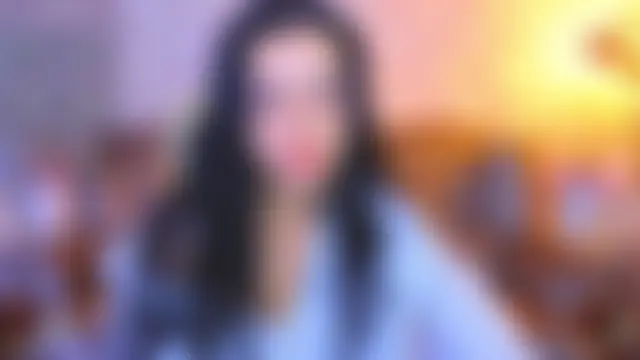 KitnissKiss' Live Sex Cam Show