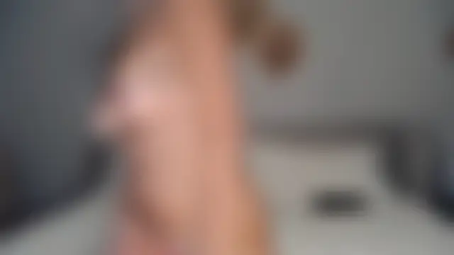 cumoncandy69's Webcam Show