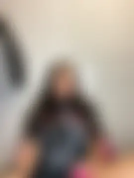 nikkiloveee's Webcam Show