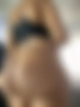 Mercedes_555's Webcam Show