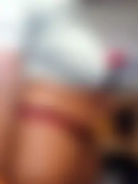 curvyloneah75's Webcam Show