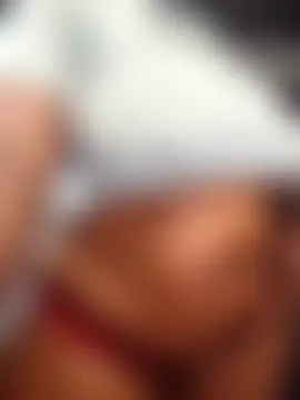 curvyloneah75's Webcam Show