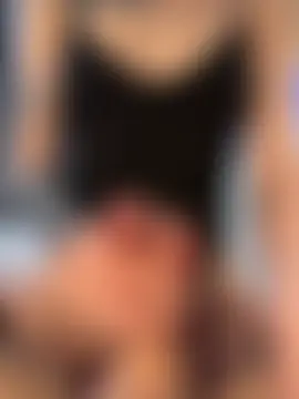 SherlookHoney's Live Sex Cam Show