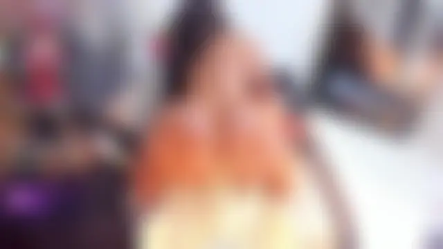 LauraSaenz01's Webcam Show