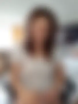 Sweet-milf-'s Live Sex Cam Show