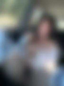 Mona_Plus' Webcam Show