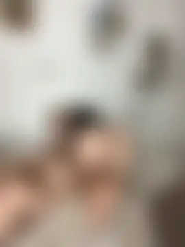 MrMrsRight's Webcam Show