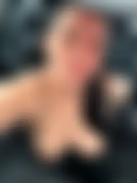 Sexy-Scottish-Slut's Live Sex Cam Show