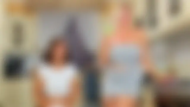 TUNDEROSE1's Live Sex Cam Show