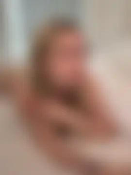 SexySaraxxoo's Live Sex Cam Show