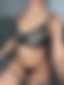 lovesgirl0's Live Sex Cam Show