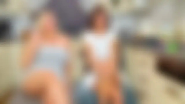 TUNDEROSE1's Live Sex Cam Show