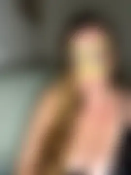 largeboobies30's Webcam Show