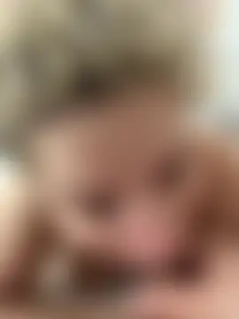 MrMrsRight's Webcam Show