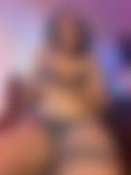 loveluna8's Live Sex Cam Show