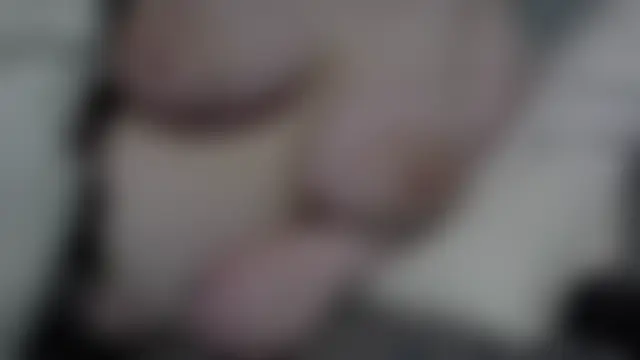 sarahcakes223's Webcam Show