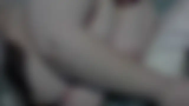 sarahcakes223's Webcam Show