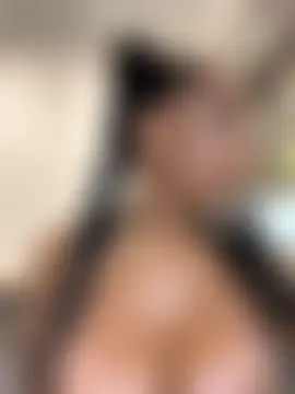 HaileyDiana's Live Sex Cam Show