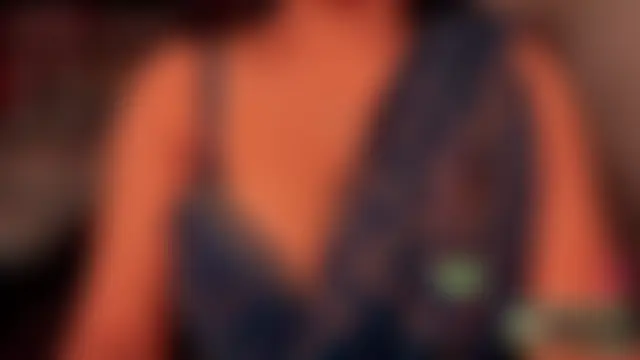 spicey_summi's Webcam Show