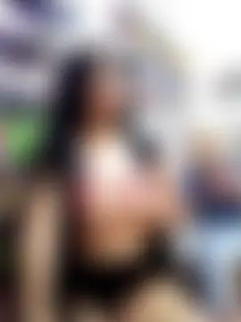 keilymadam's Live Sex Cam Show