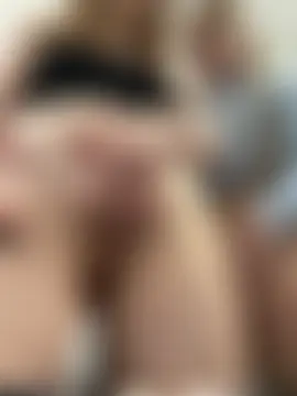 yourfavcouple_'s Live Sex Cam Show