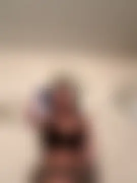 ValayaNoire's Webcam Show