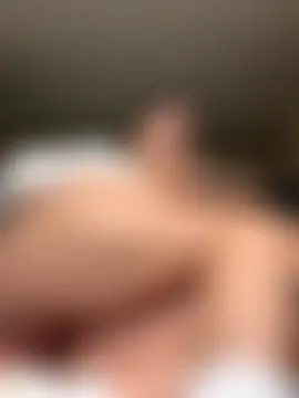 yourlilsecreet's Webcam Show