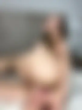 SweetieSinXXX's Live Sex Cam Show