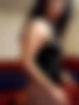 yasmine26's Live Sex Cam Show