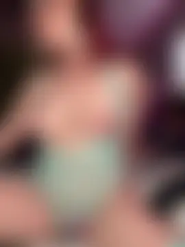 avacrush's Webcam Show