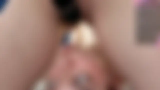 Brilliant-Kiss' Webcam Show