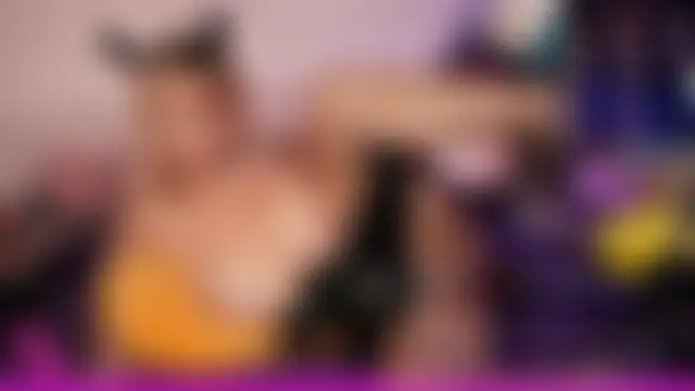 bellalunabear's Webcam Show