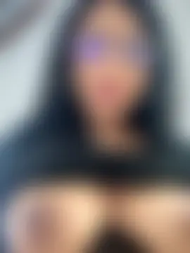 _Bella-Office1's Webcam Show