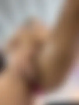 MystiqueXXX's Webcam Show