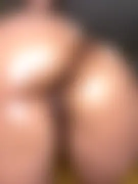 Kiki_hammyy's Webcam Show