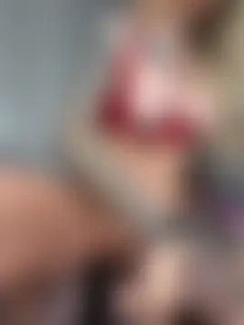 mc-Olivia's Live Sex Cam Show