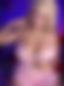 seraphine23's Live Sex Cam Show