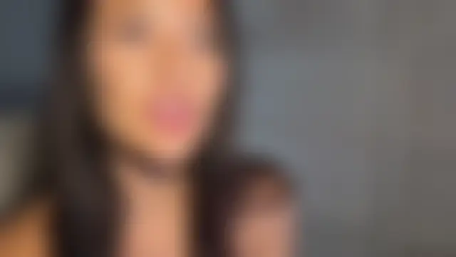 UrLillShy's Live Sex Cam Show