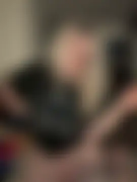 seeunexttuesday's Live Sex Cam Show