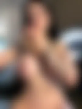 Wet__Bunny's Webcam Show