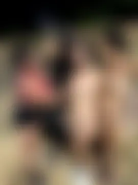 royalgirls_x's Live Sex Cam Show