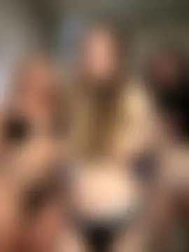 RollDolls' Live Sex Cam Show