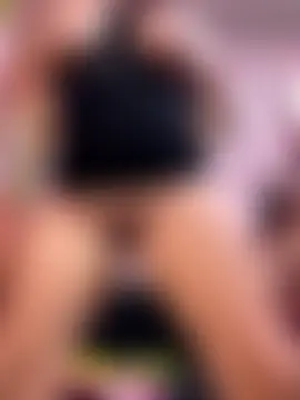 Suyin_squirt22's Webcam Show