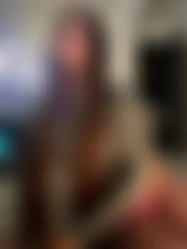 aly_golden_'s Webcam Show