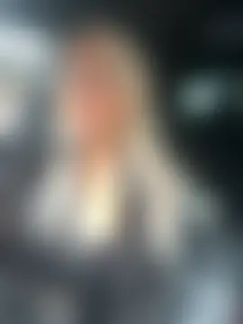 Bustyblondebabe32's Live Sex Cam Show