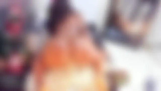 LauraSaenz01's Webcam Show