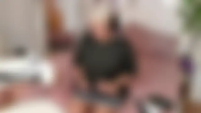 MilaTeenX's Webcam Show