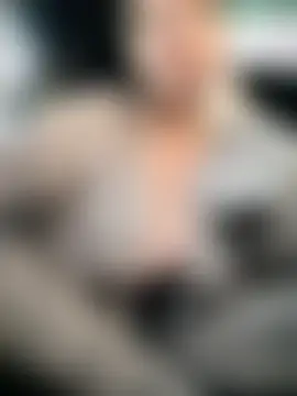 RinaBOOBS90j's Webcam Show