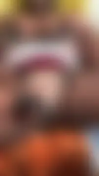 SweetWetVoices' Live Sex Cam Show